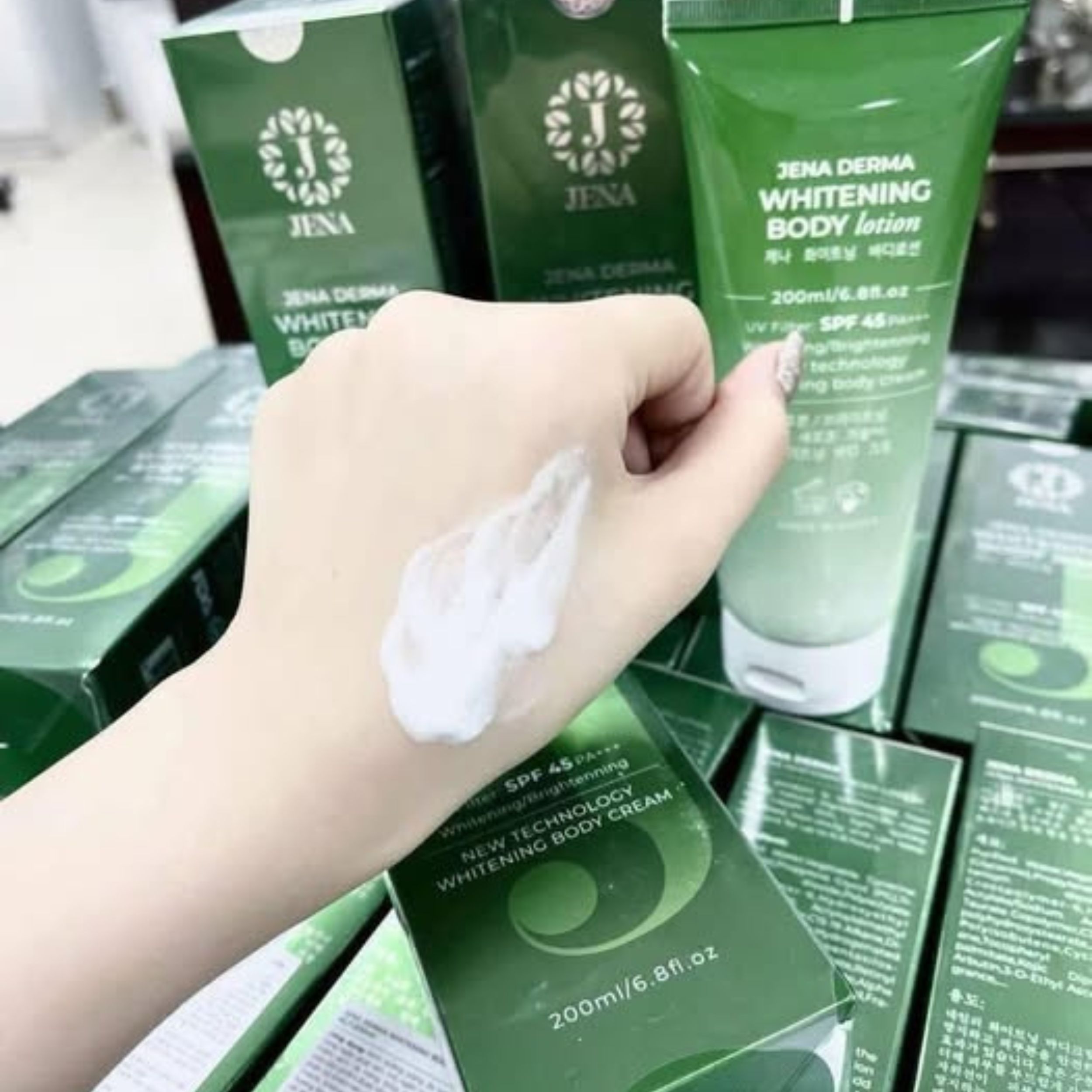 Kem dương trắng bật tông jena - 200ml