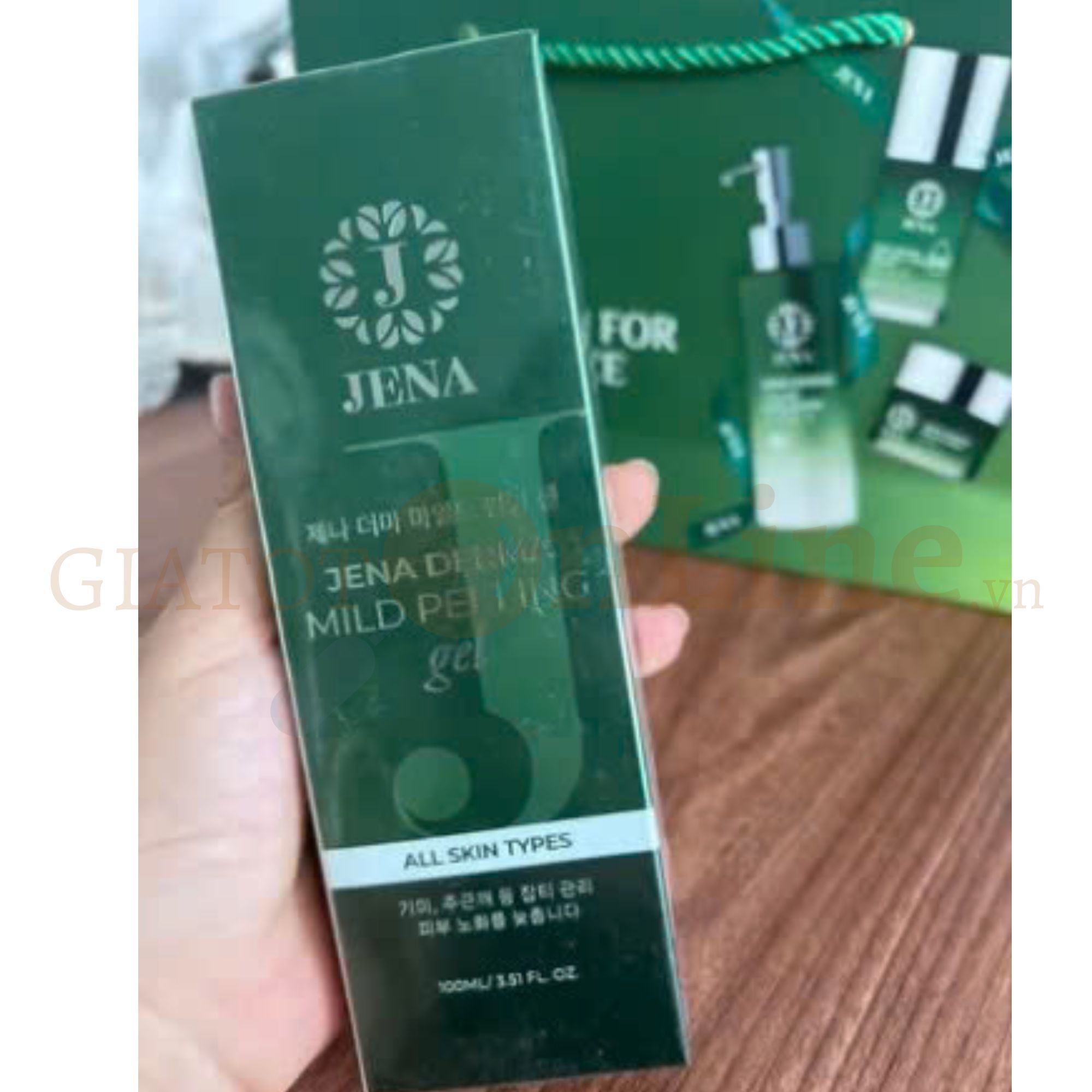 Tẩy da chết dịu nhẹ Jena - 100ml